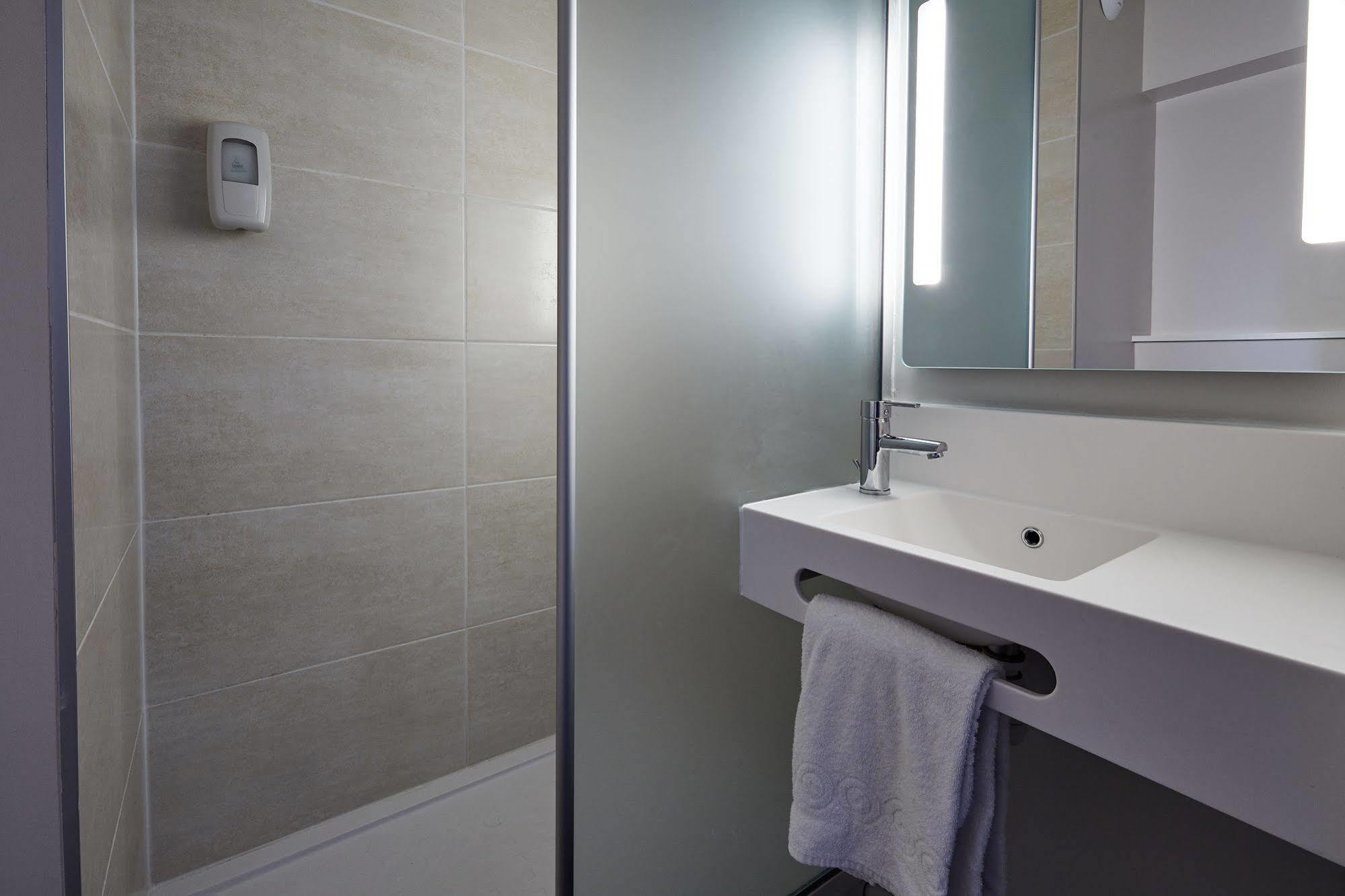 B&B Hotel Mulhouse Centre Экстерьер фото